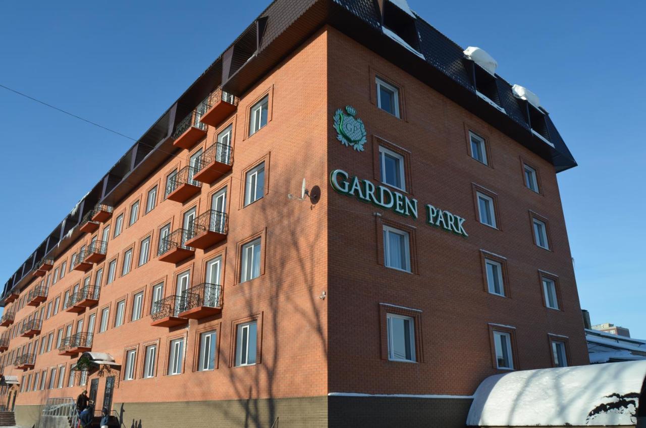 Golden Park Hotel Pavlodar Ngoại thất bức ảnh