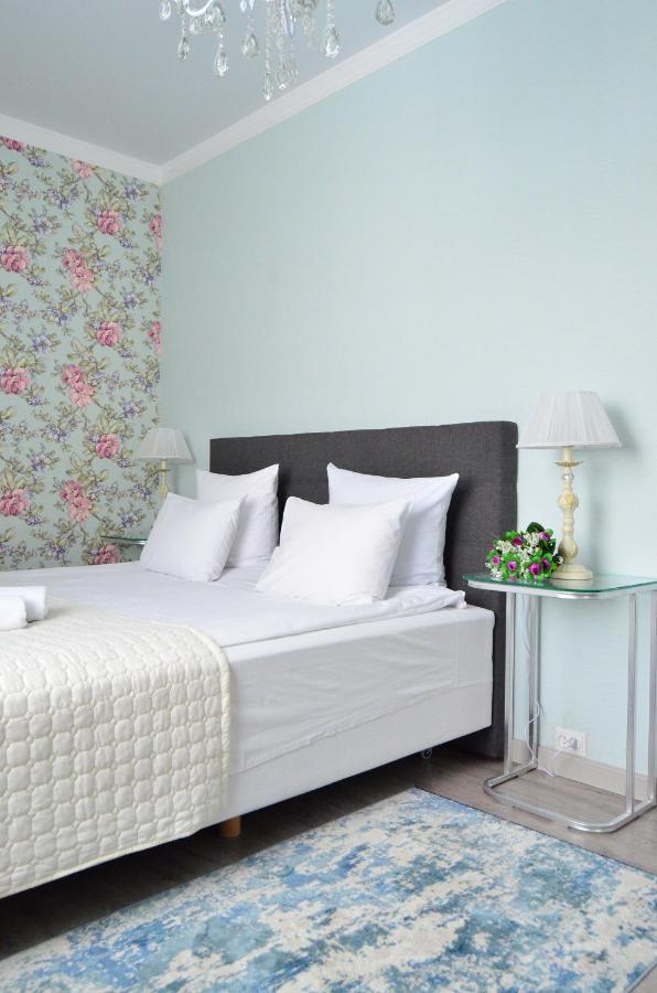 Golden Park Hotel Pavlodar Ngoại thất bức ảnh