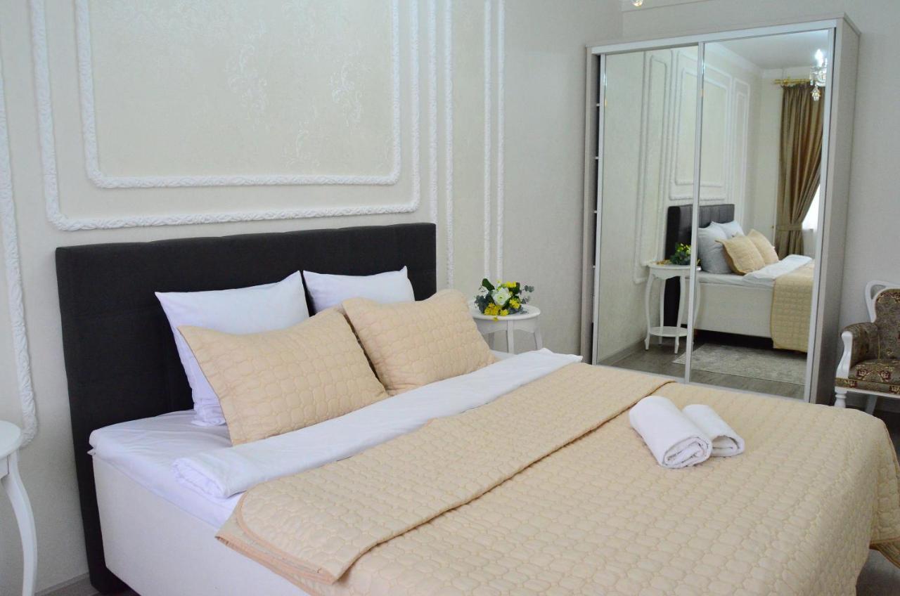 Golden Park Hotel Pavlodar Ngoại thất bức ảnh