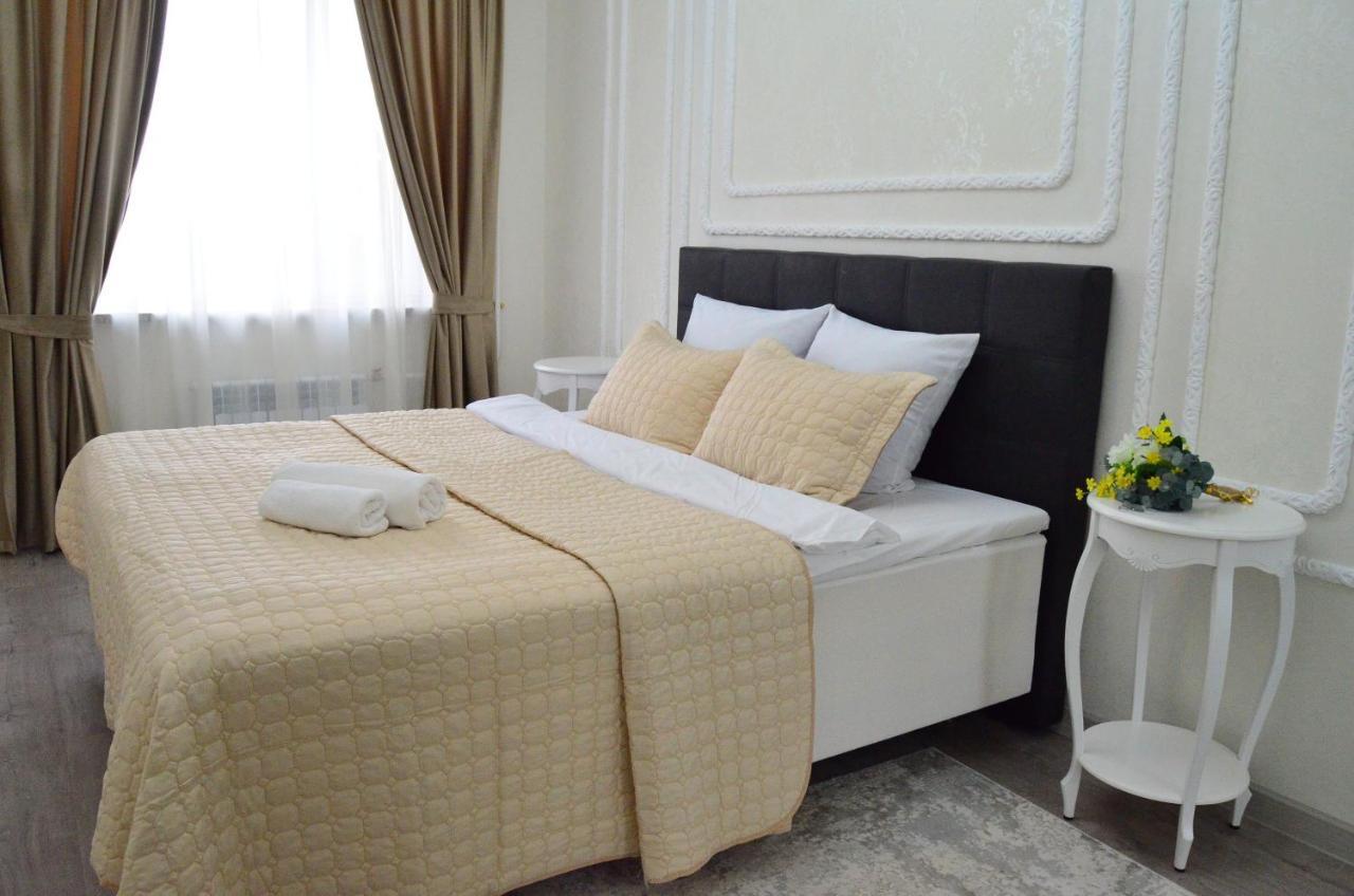 Golden Park Hotel Pavlodar Ngoại thất bức ảnh