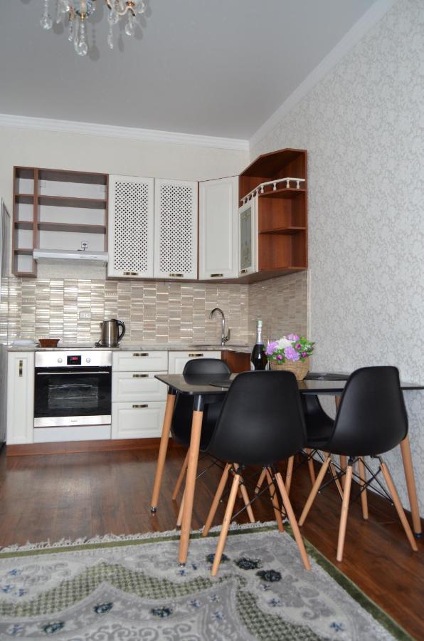 Golden Park Hotel Pavlodar Ngoại thất bức ảnh