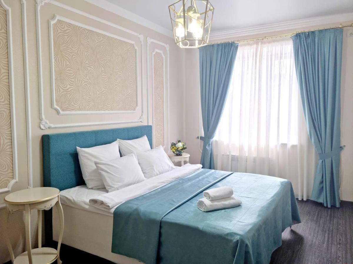 Golden Park Hotel Pavlodar Ngoại thất bức ảnh