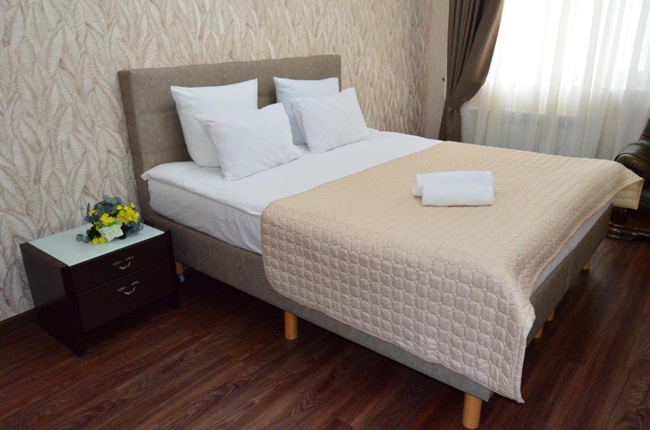 Golden Park Hotel Pavlodar Ngoại thất bức ảnh